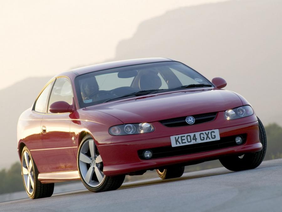  Vauxhall Monaro 2005 года  (фото 1 из 10)